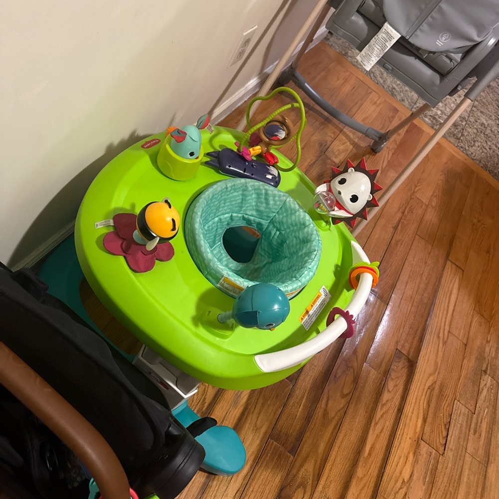 Interactive Green Play Center for Kids